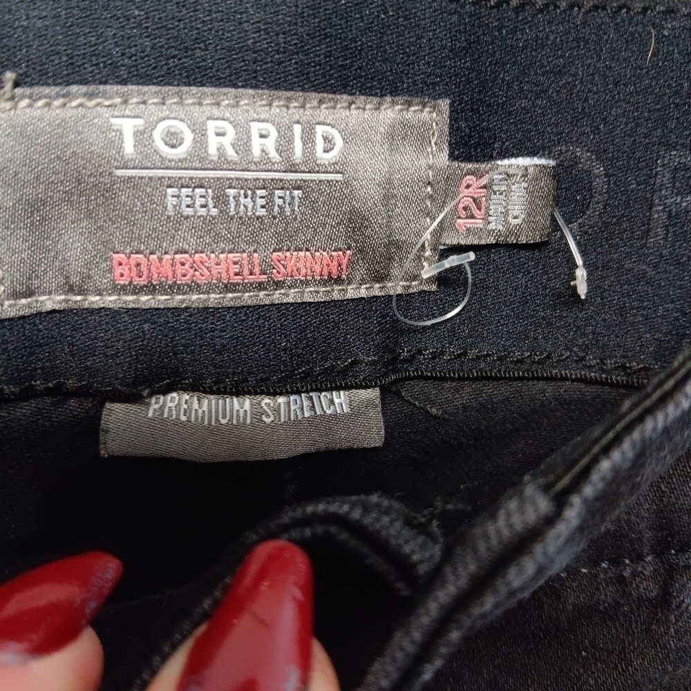 Torrid Bombshell Skinny Womens  Stretch Dark Wash High Rise Jeans, 12T - Picture 3 of 5